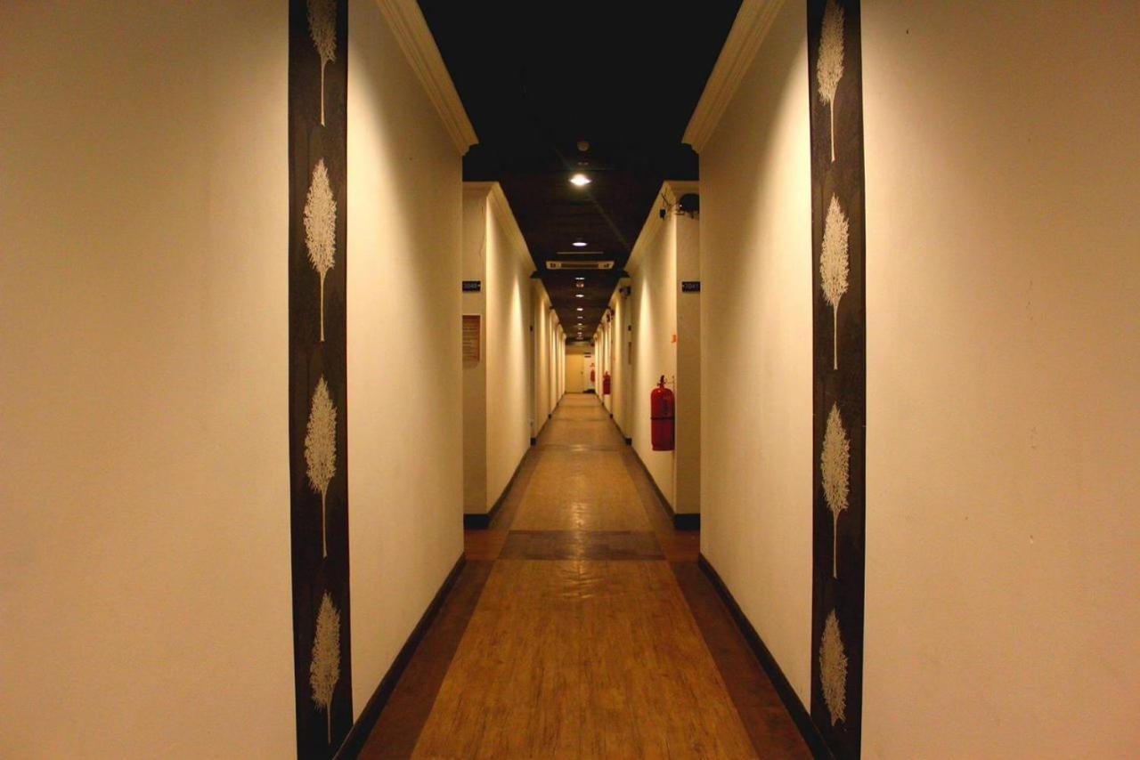 Switz Paradise Hotel - 5 Minute Walk To Centre Point And 10 Minute Walk To Waterfront- Kota Kinabalu Ngoại thất bức ảnh